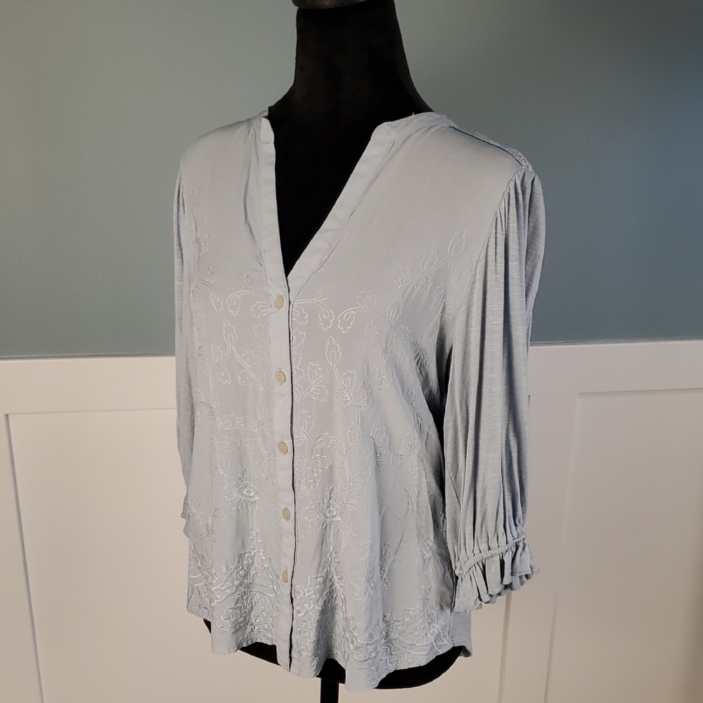 Democracy Embroidered Rayon Button Front Top S Smokey Blue